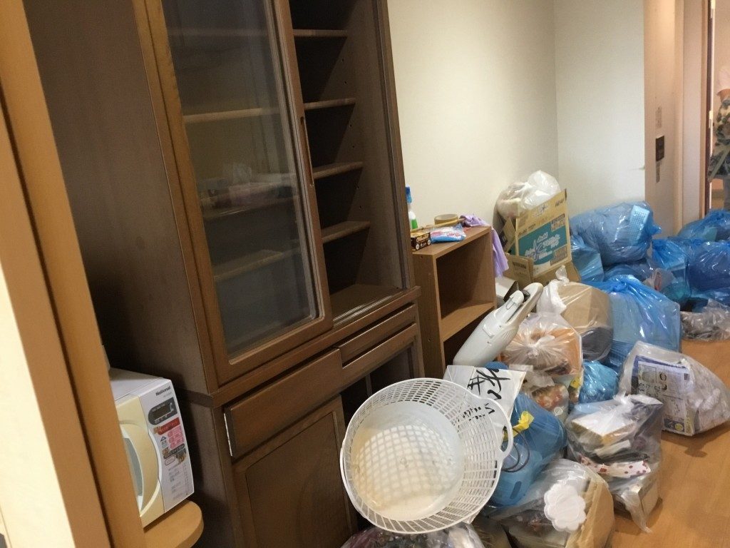 【日高市】食器棚やタンスなど家財道具の回収 お客様の声