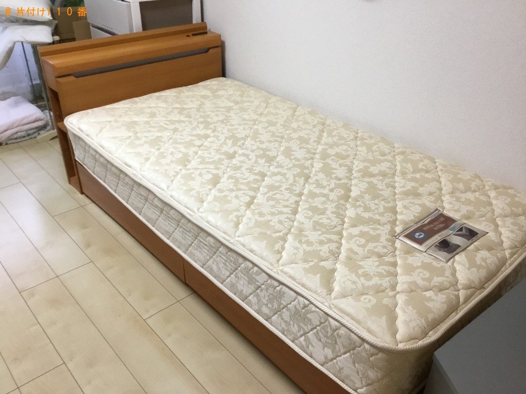 【神戸市長田区】ベッド、テレビ台の出張不用品回収・処分ご依頼