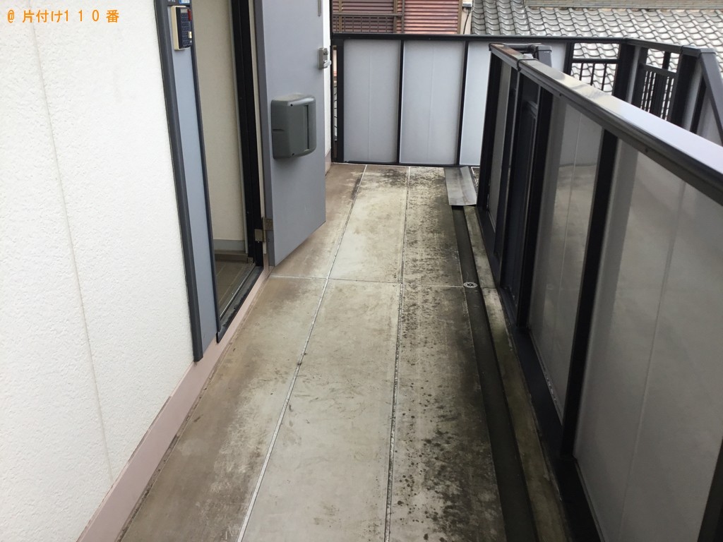 【川西市】食器棚、ガラステーブル、カラーボックス等の回収