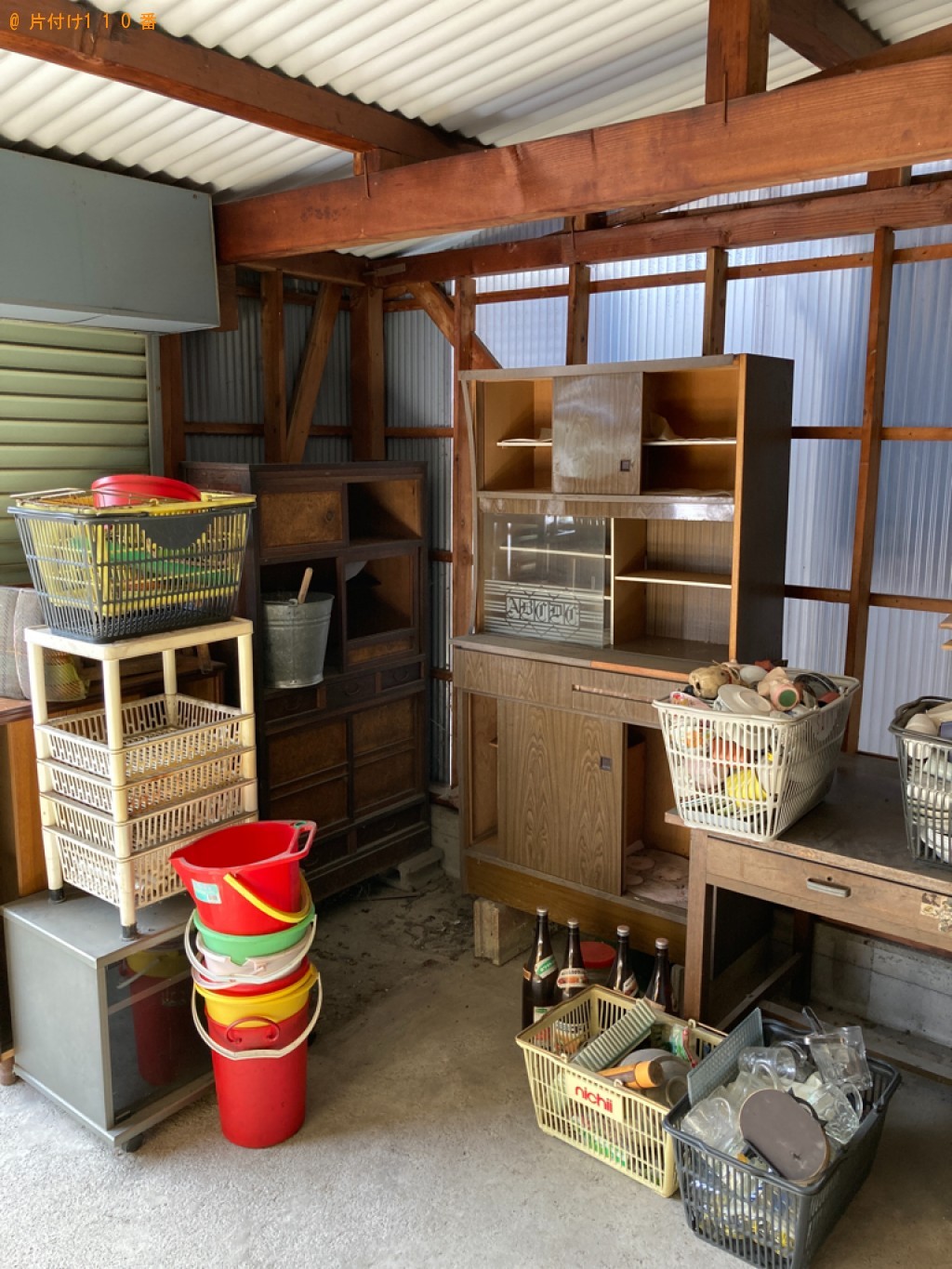 【姫路市】食器棚、シングルベッドマットレス、学習机等の回収・処分