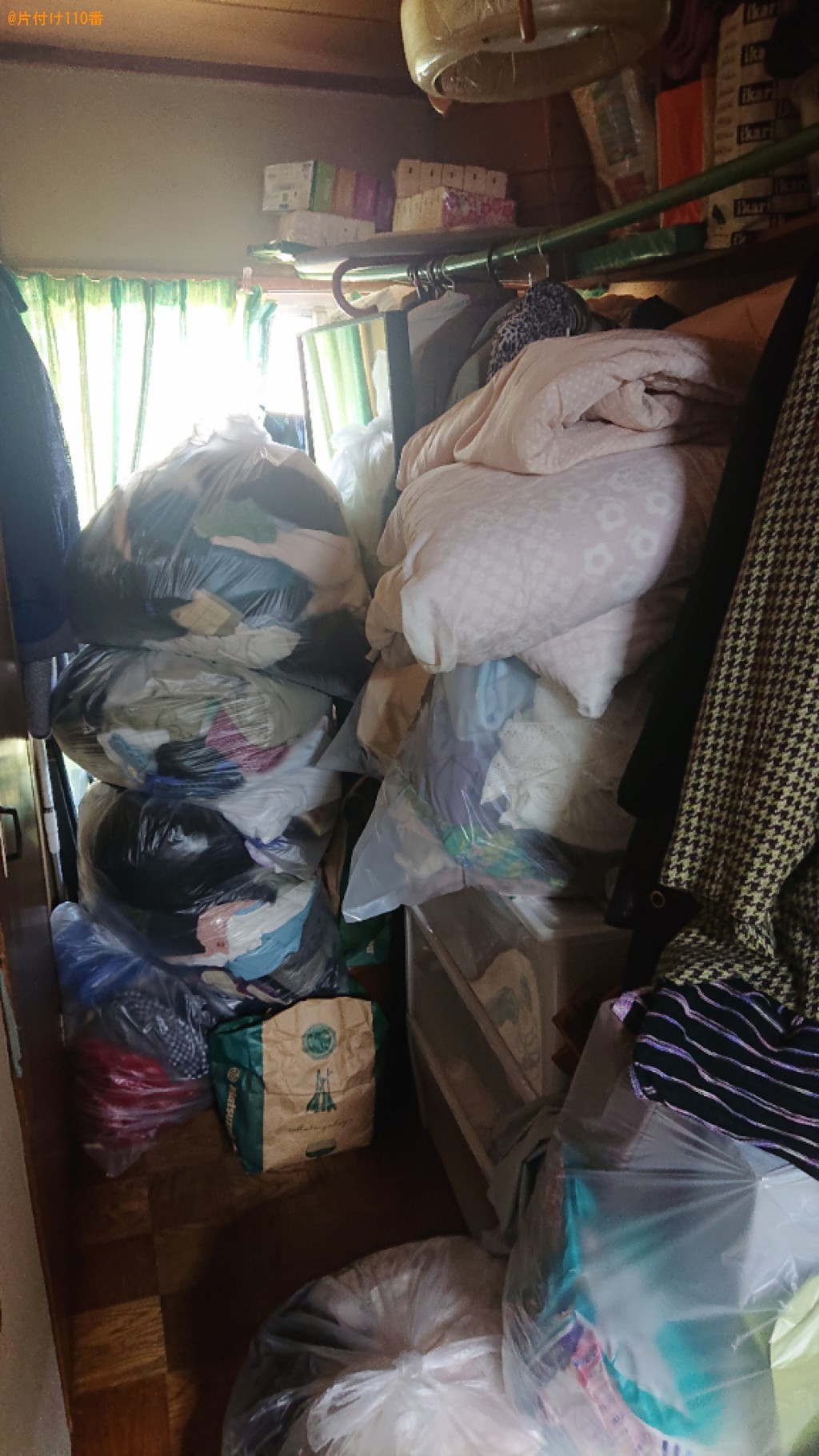 【尼崎市】衣類、ハンガー、かご、衣類収納ケース、布団等の回収