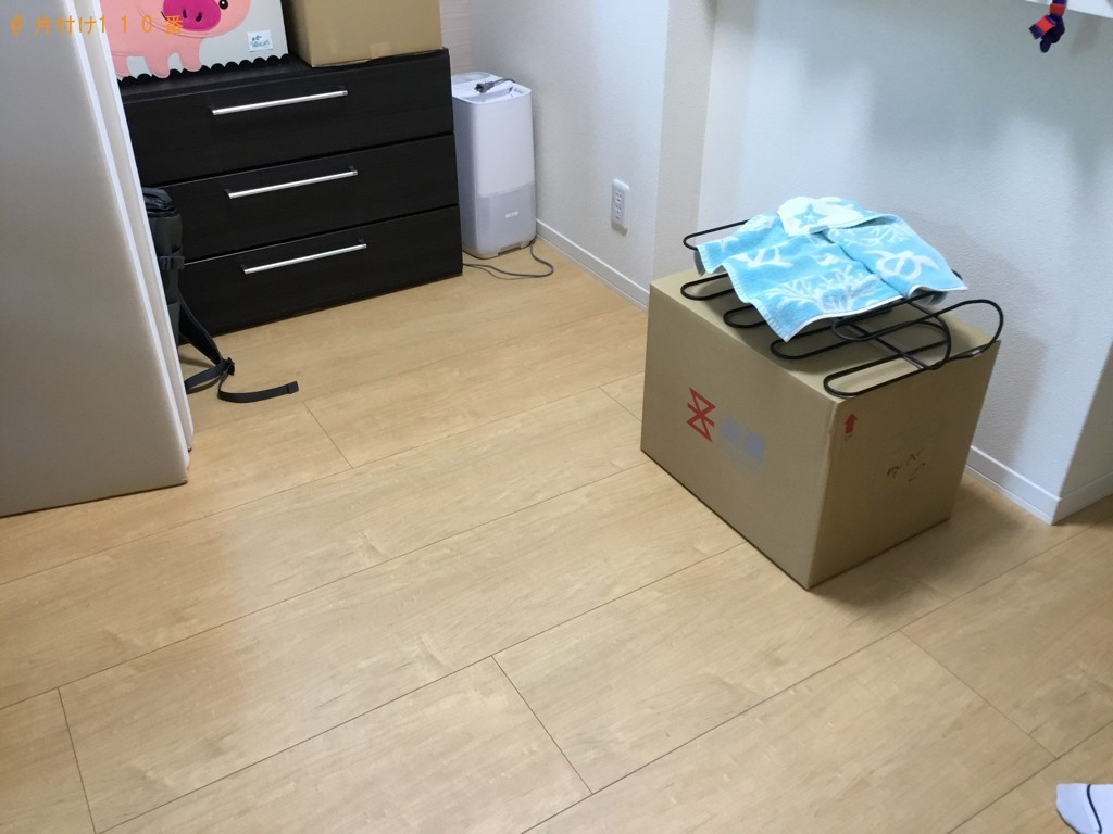 【西宮市】二人掛けソファー、四人用ダイニングテーブル等の回収